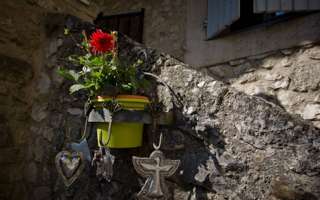 Provence-Aurel-Details