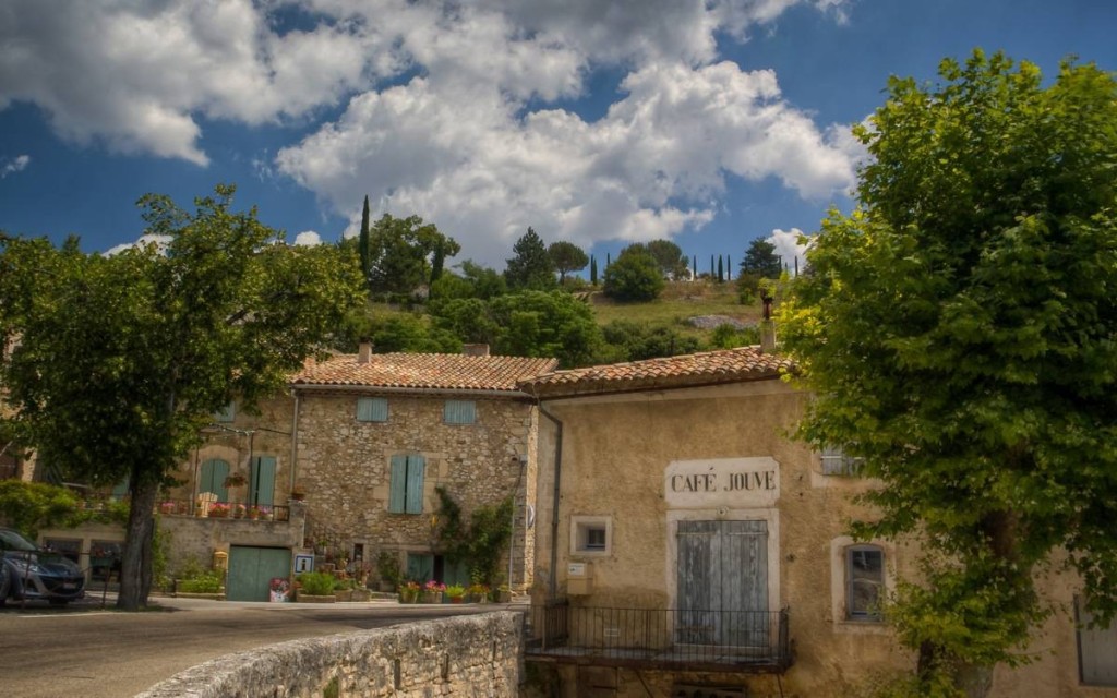 Provence-Aurel-The-Old-Café-Jouve
