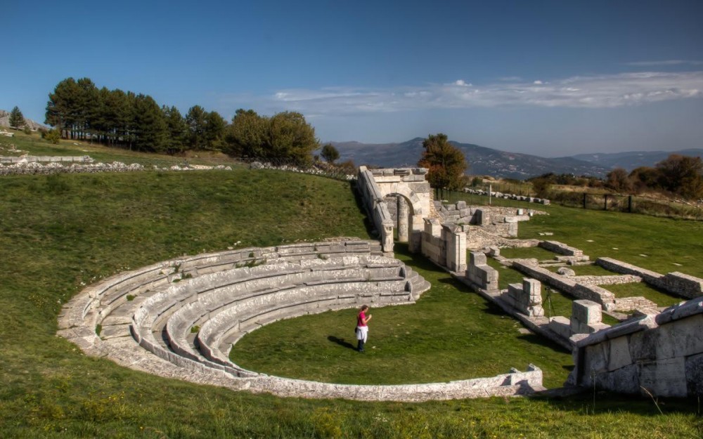 Molise, The Roman Theatre of Pietrabbondante