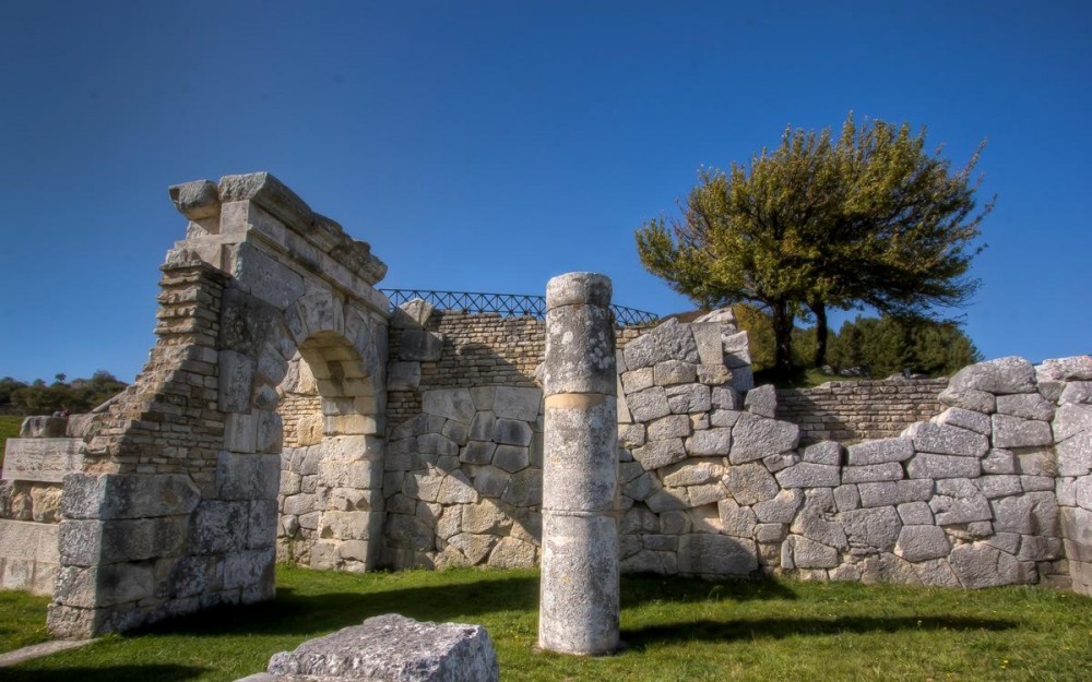 Molise, The Ruins of Pietrabbondante