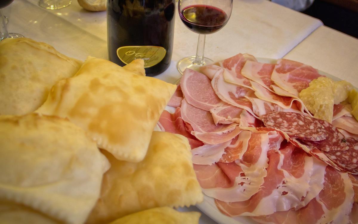 Emilia Romagna Food Torta Fritta e Salumi