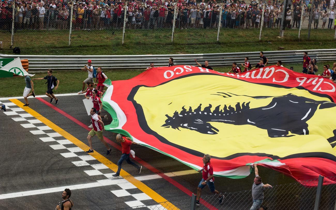 monza-f1-gp-ferrari-fans