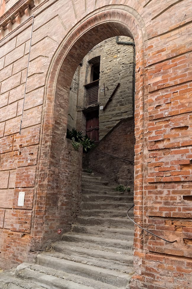 Brisighella Entrance Donkeys Alley