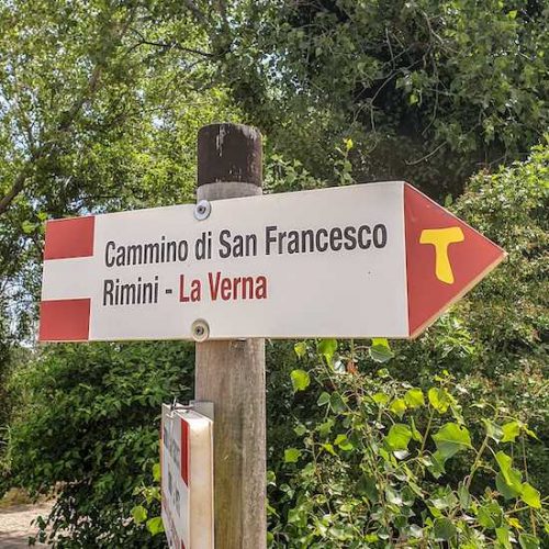 Walking the St Francis Way, from Rimini to La Verna. The complete guide